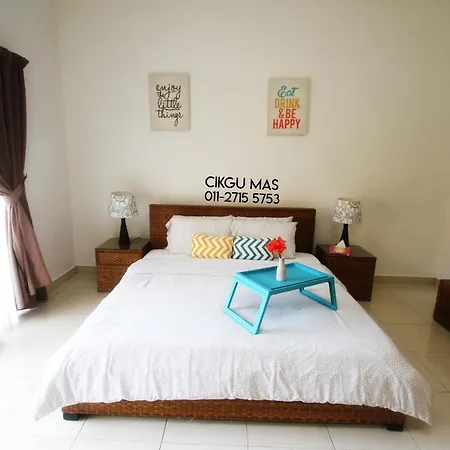 Gold Coast Morib By 369 Stay Kampong Tanjong Pechah Exterior photo