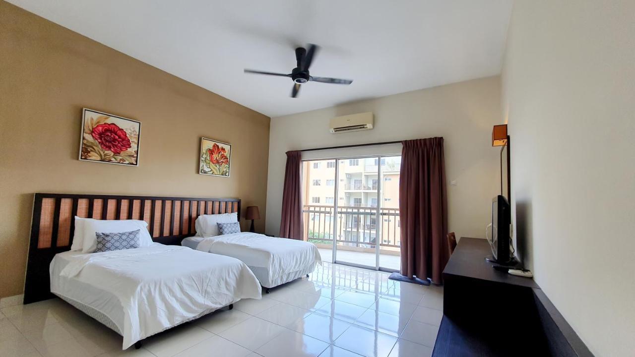 Gold Coast Morib By 369 * Kampong Tanjong Pechah